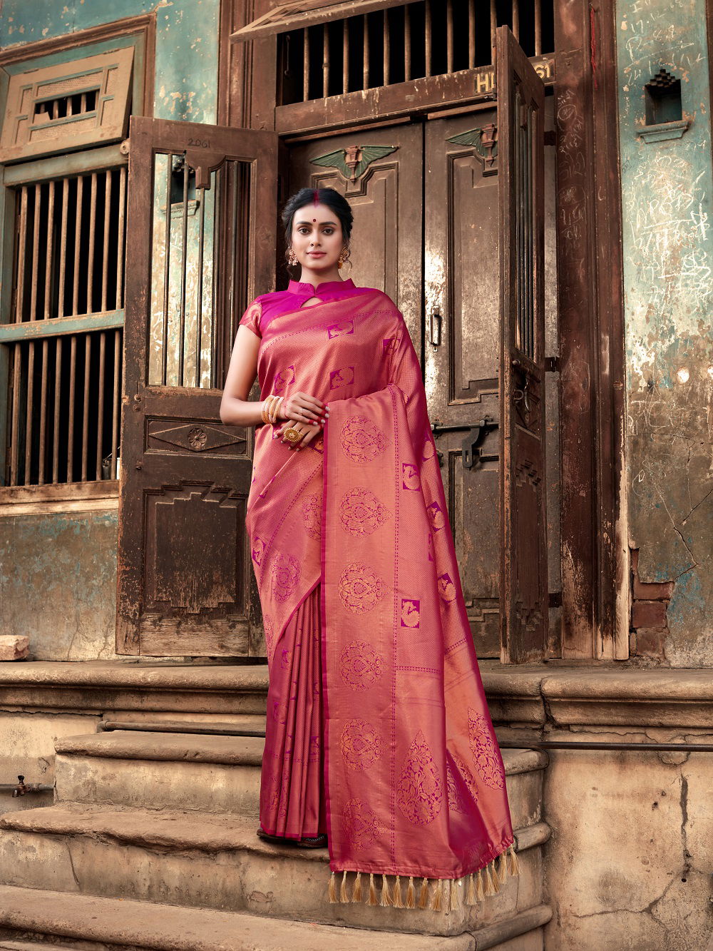 Mahalaxmi Colors Set Wedding Sarees Catalog